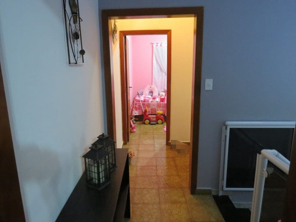 Casa à venda com 2 quartos, 130m² - Foto 4