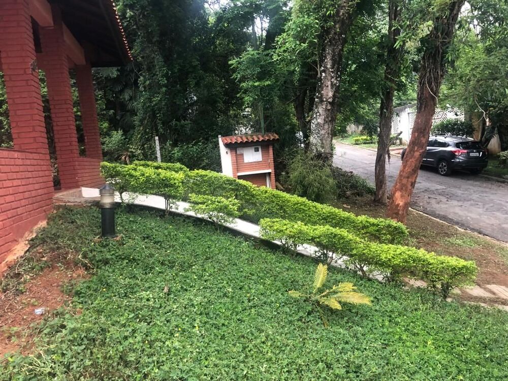 Casa de Condomínio para alugar com 3 quartos, 197m² - Foto 2