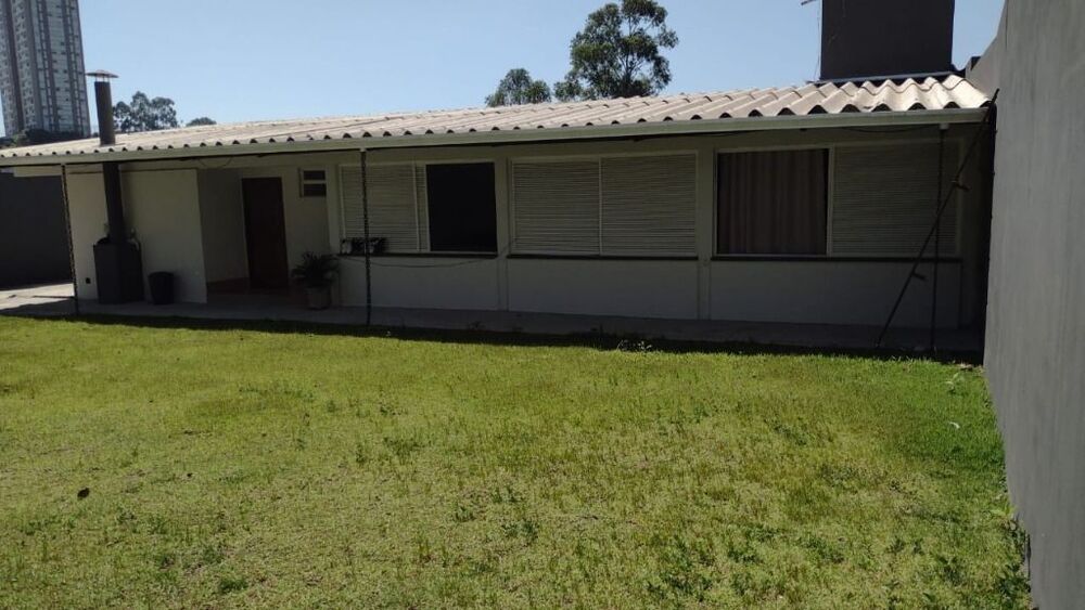 Casa, 3 quartos, 205 m² - Foto 1