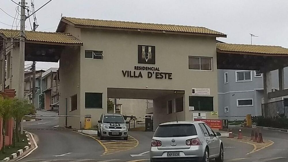 Loteamento e Condomínio, 582 m² - Foto 1