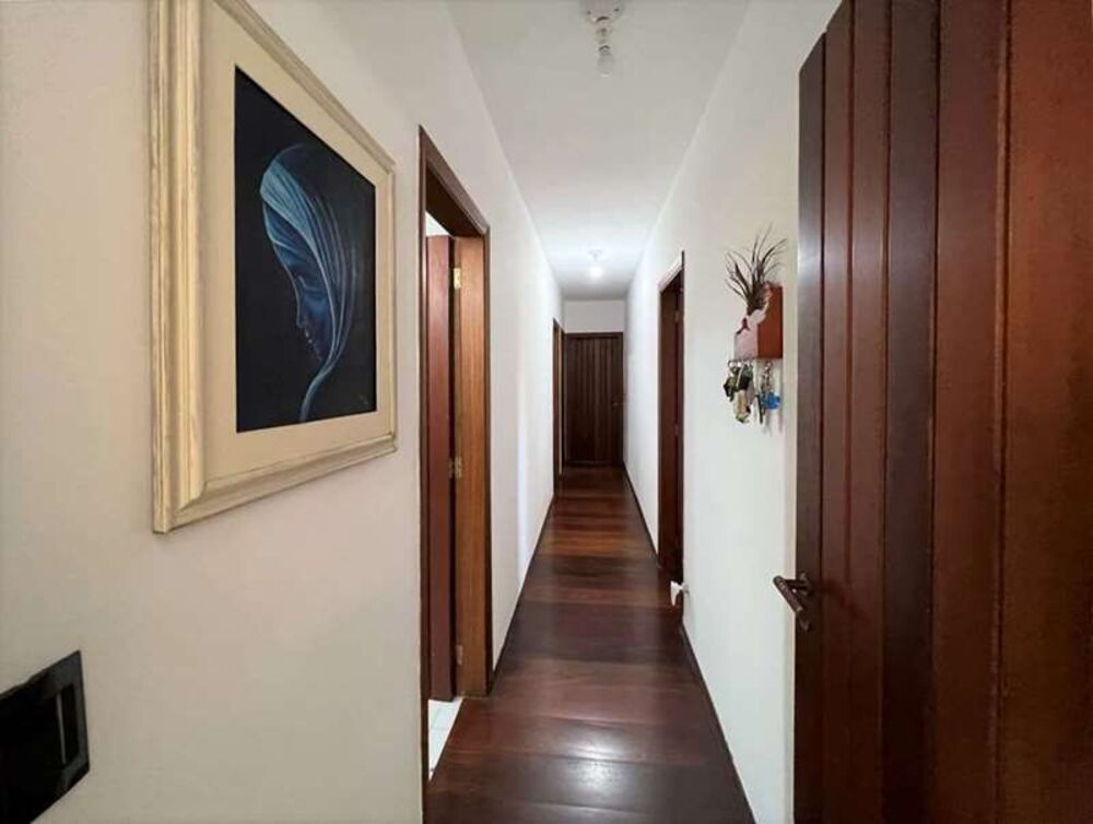 Casa de Condomínio à venda com 4 quartos, 350m² - Foto 9