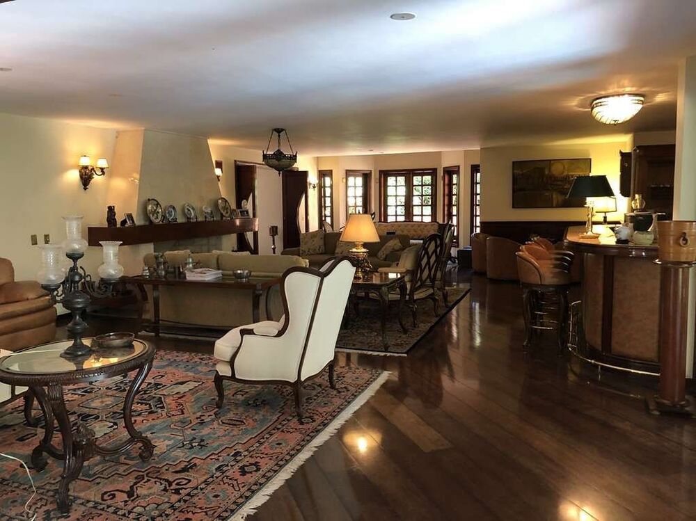 Casa à venda com 5 quartos, 1102m² - Foto 4
