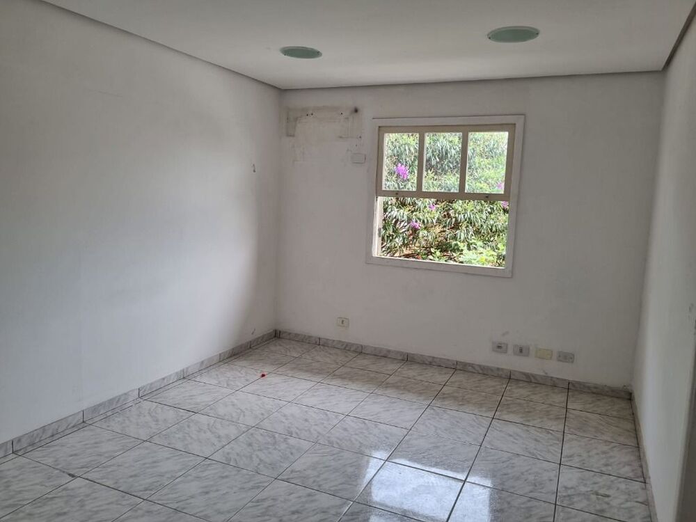 Casa à venda e aluguel com 4 quartos, 580m² - Foto 5