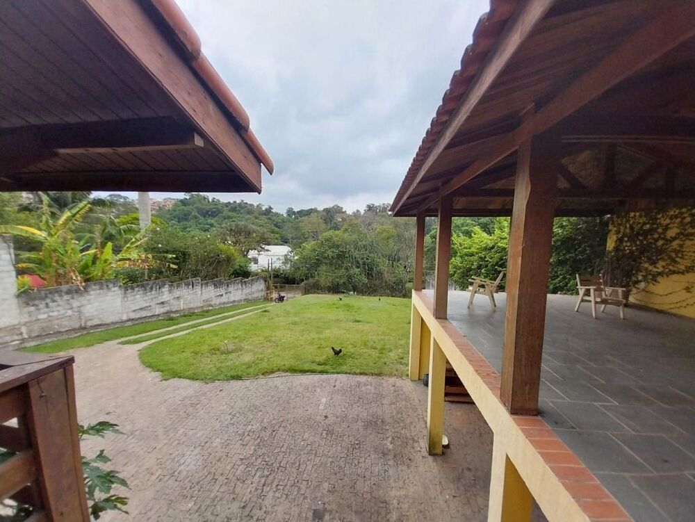 Casa de Condomínio para alugar com 3 quartos, 272m² - Foto 6