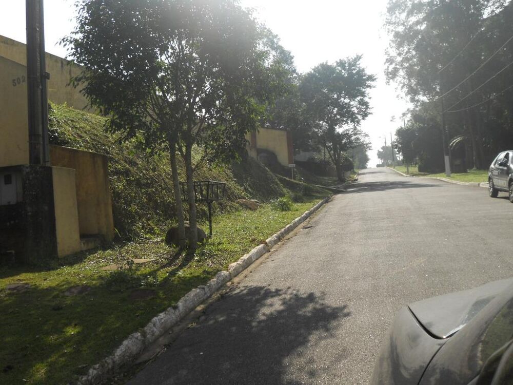 Loteamento e Condomínio, 1000 m² - Foto 1