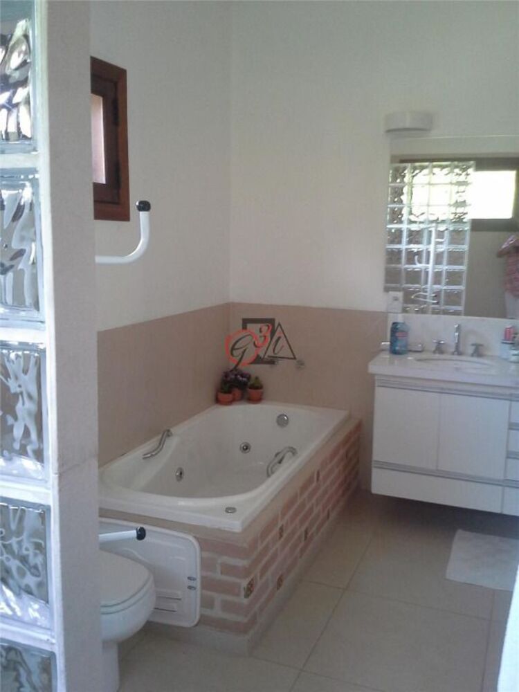 Casa de Condomínio à venda com 4 quartos, 430m² - Foto 11