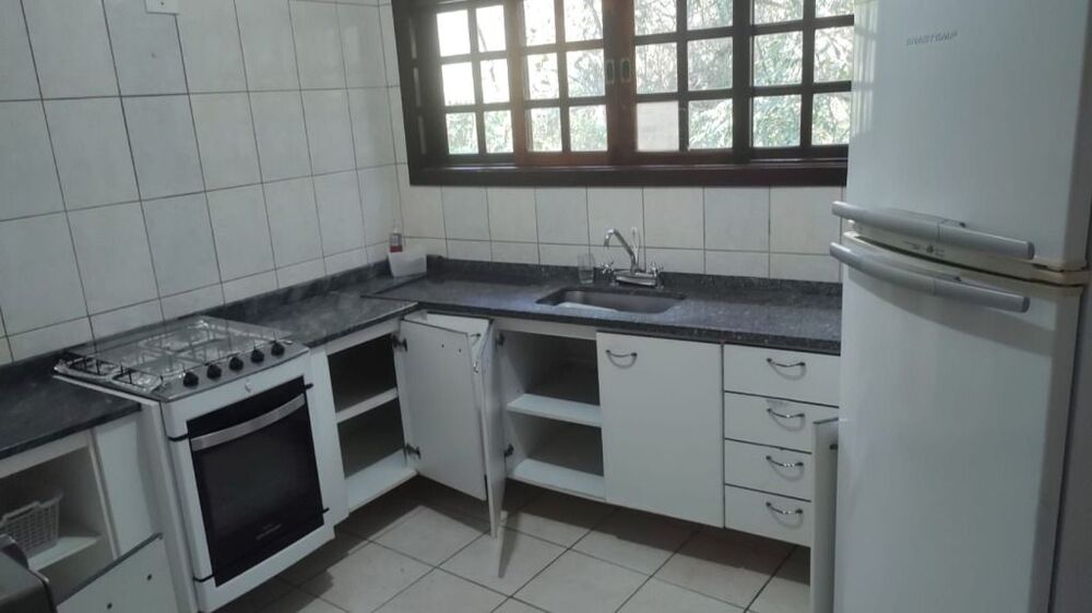 Casa de Condomínio à venda com 3 quartos, 237m² - Foto 21