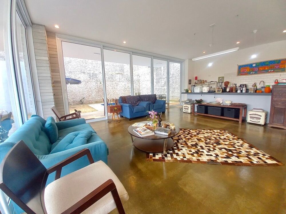 Casa de Condomínio à venda e aluguel com 2 quartos, 300m² - Foto 6