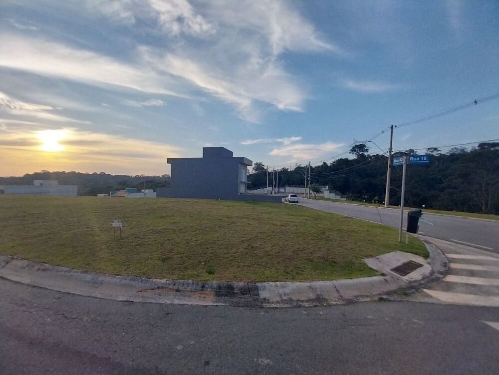 Loteamento e Condomínio à venda, 202m² - Foto 1