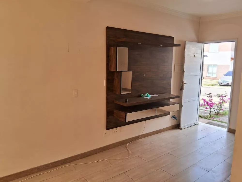 Casa de Condomínio à venda e aluguel com 2 quartos, 62m² - Foto 4