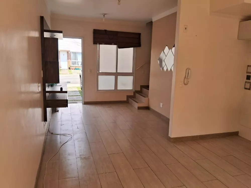 Casa de Condomínio à venda e aluguel com 2 quartos, 62m² - Foto 3