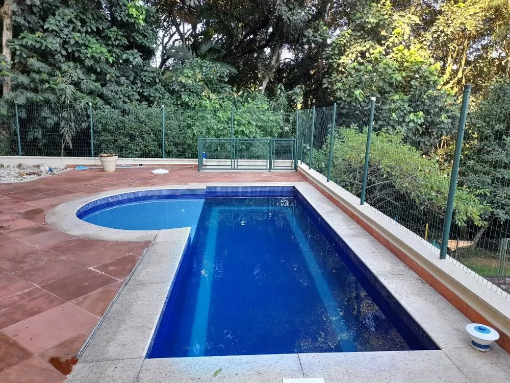 Casa de Condomínio à venda com 3 quartos, 361m² - Foto 2