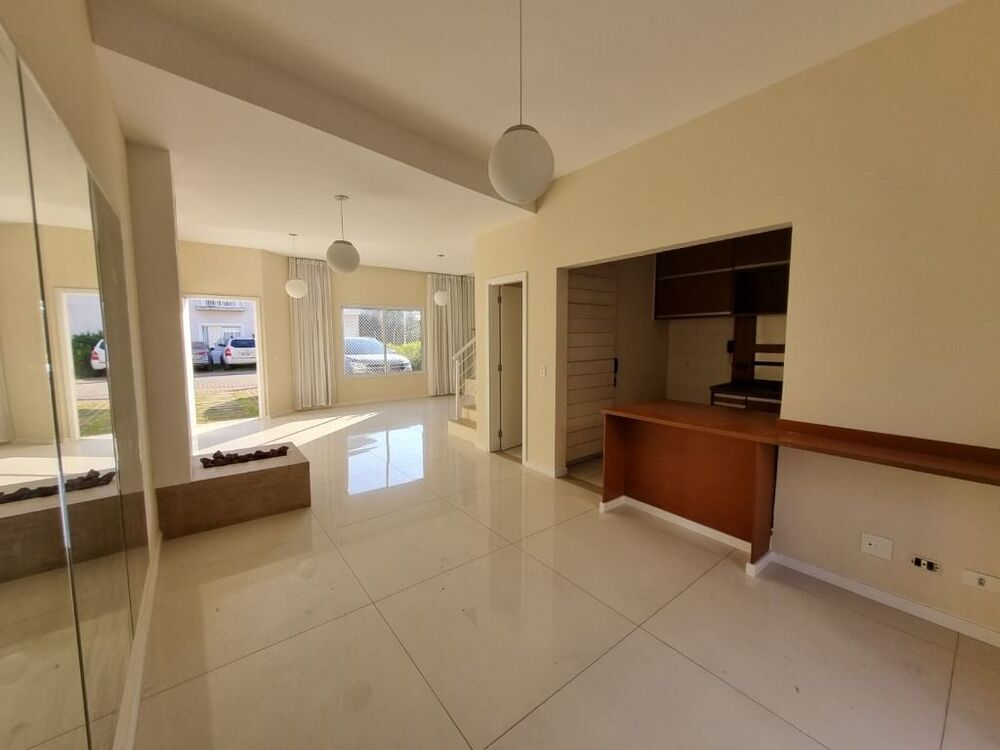 Casa de Condomínio à venda com 3 quartos, 113m² - Foto 2