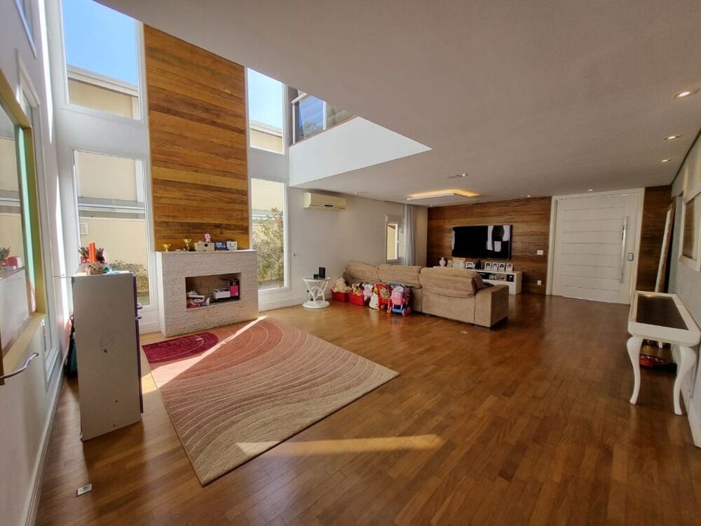 Casa de Condomínio à venda com 3 quartos, 294m² - Foto 2