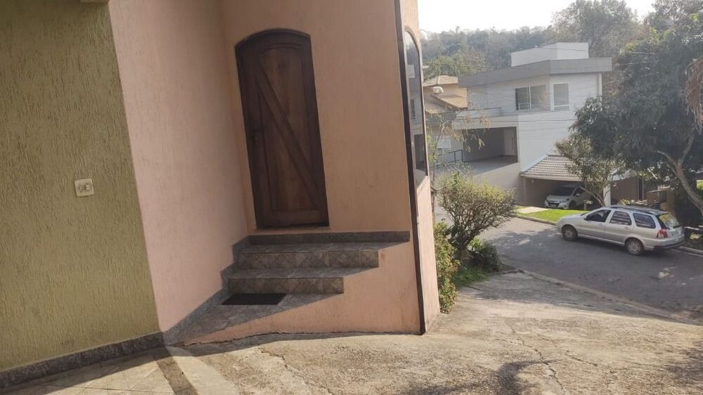 Casa de Condomínio à venda com 3 quartos, 314m² - Foto 2