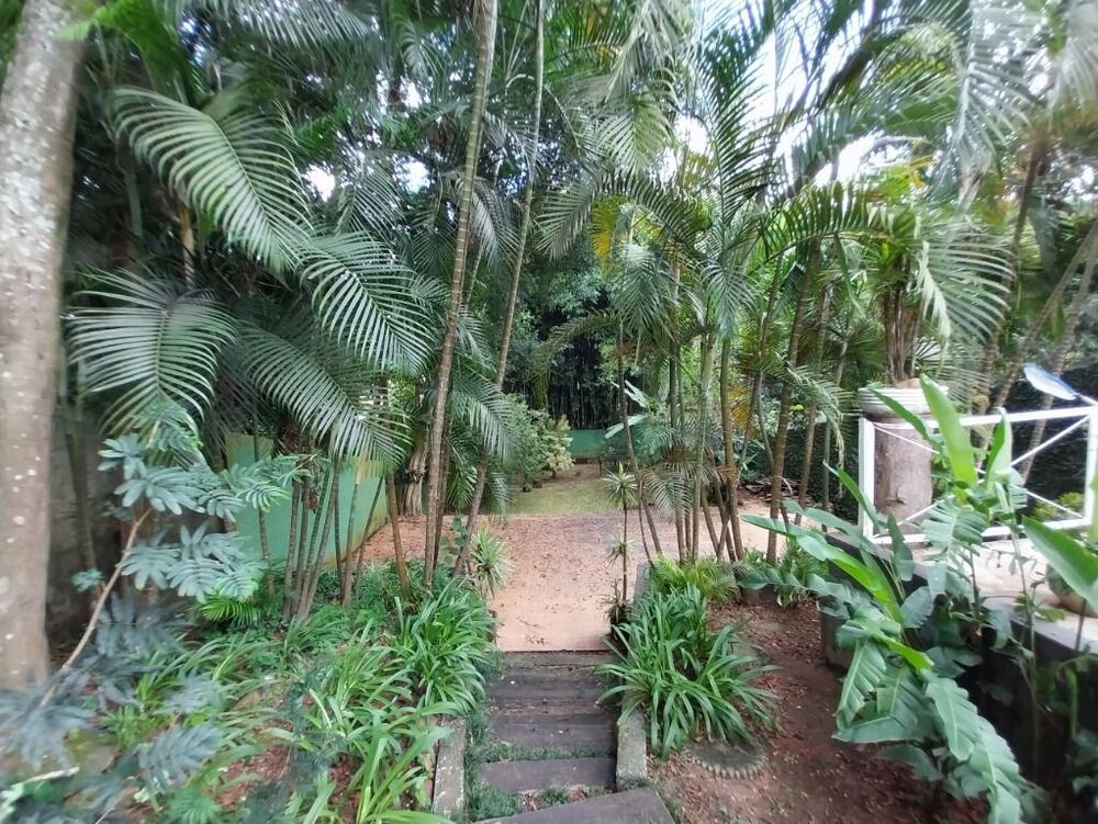 Casa de Condomínio à venda com 4 quartos, 300m² - Foto 8