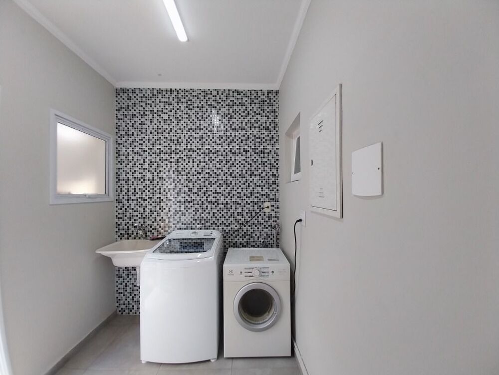 Casa de Condomínio à venda com 4 quartos, 300m² - Foto 7