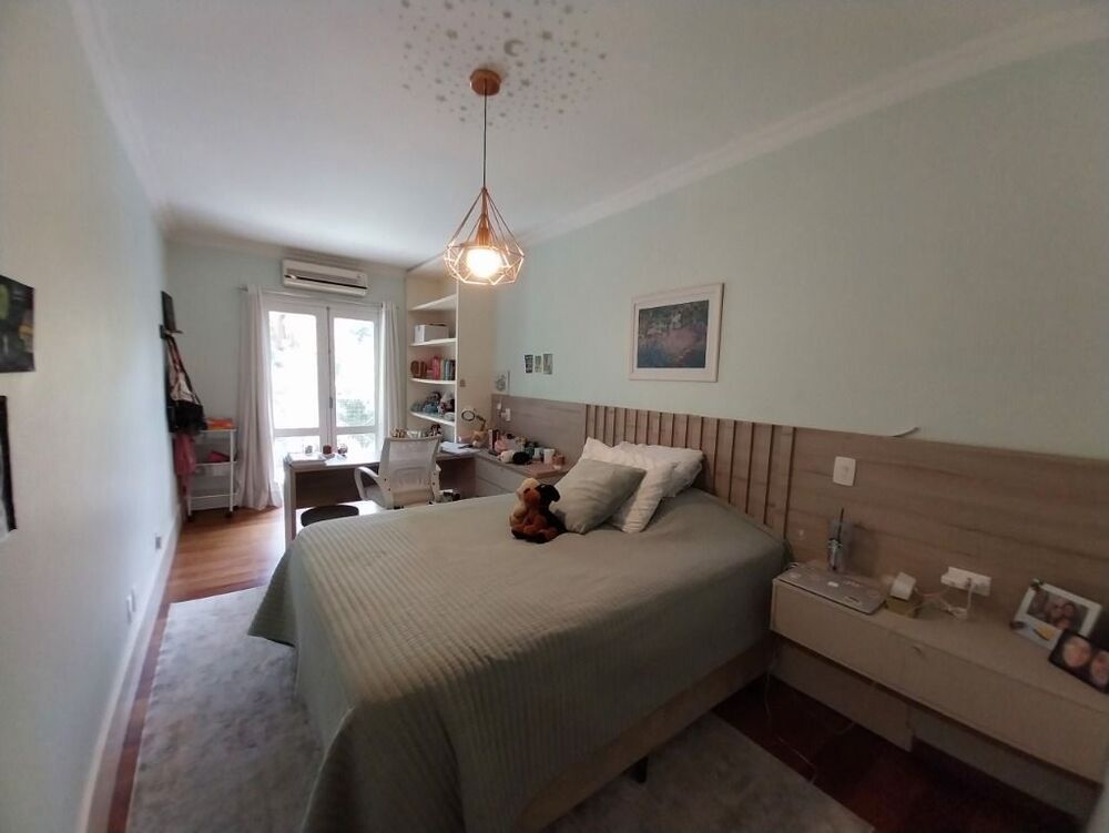 Casa de Condomínio à venda com 4 quartos, 300m² - Foto 5