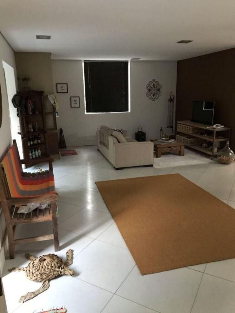 Casa de Condomínio à venda com 4 quartos, 335m² - Foto 3
