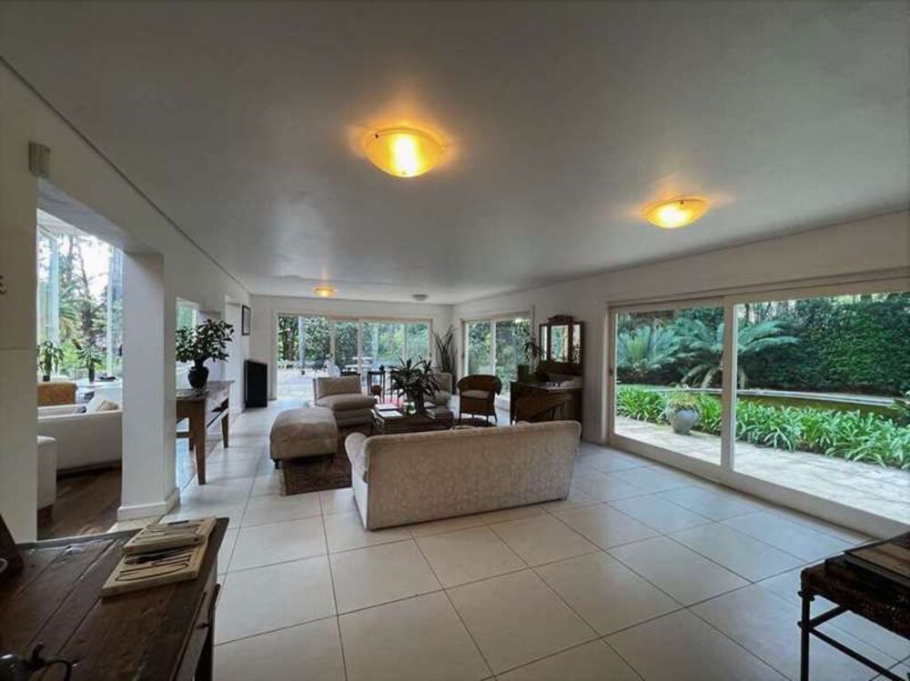 Casa, 5 quartos, 1190 m² - Foto 2