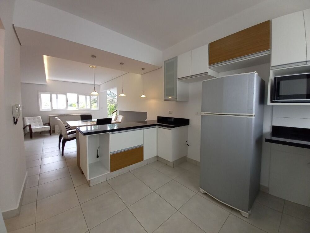 Casa de Condomínio à venda com 4 quartos, 290m² - Foto 3