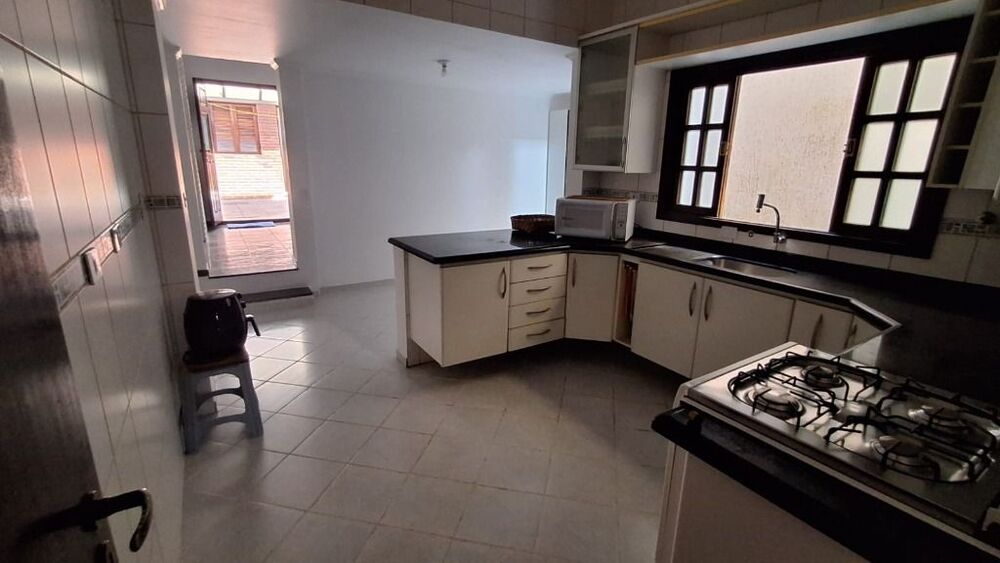 Casa, 4 quartos, 167 m² - Foto 3