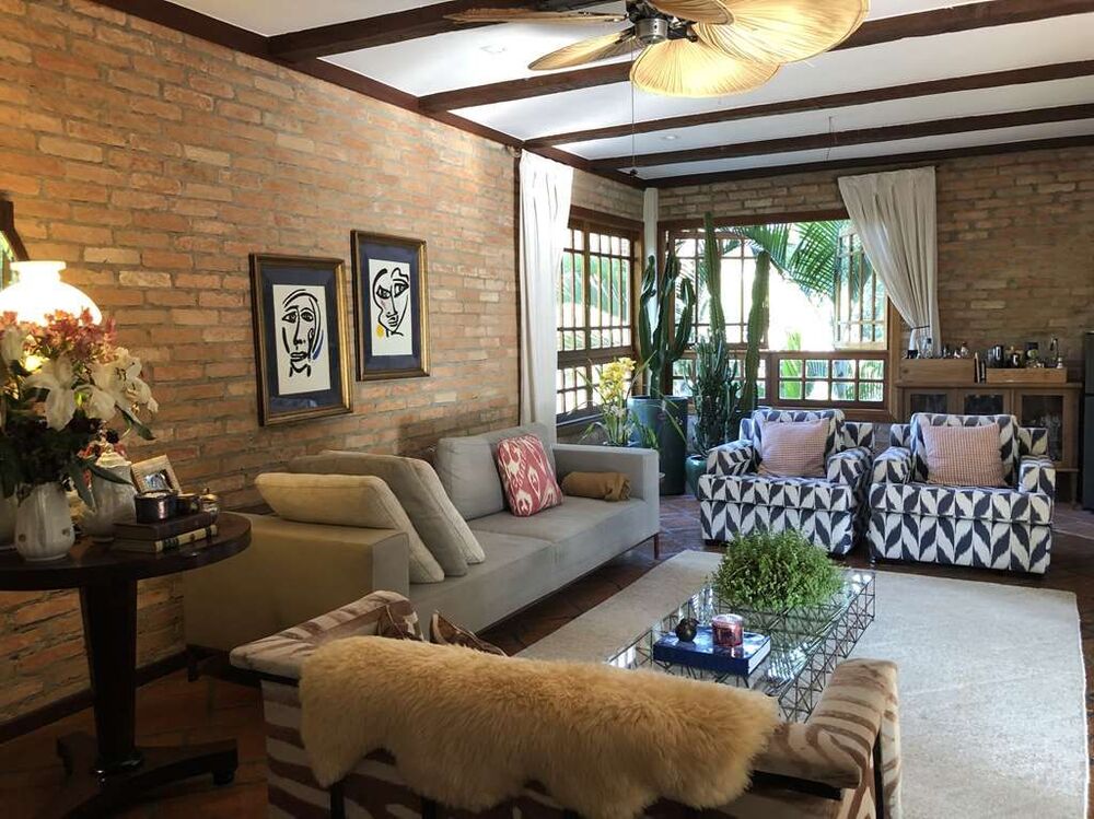 Casa de Condomínio à venda com 4 quartos, 450m² - Foto 2