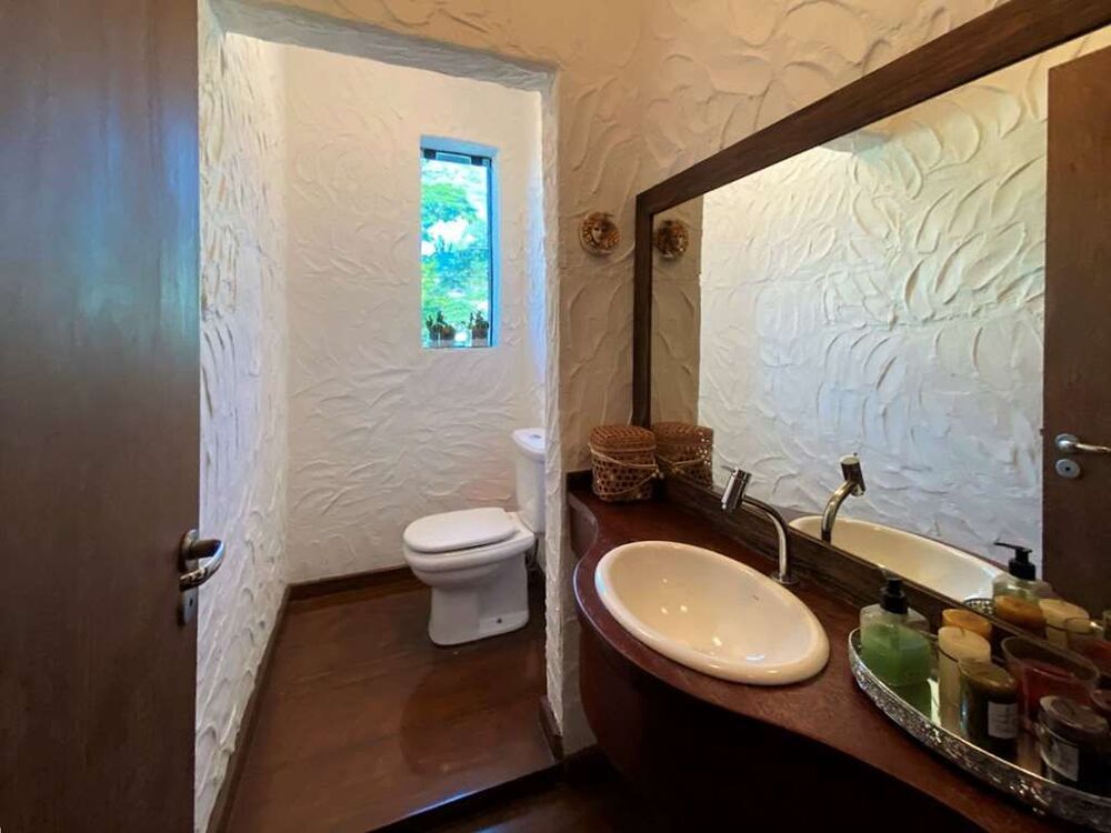 Casa de Condomínio à venda com 3 quartos, 553m² - Foto 1