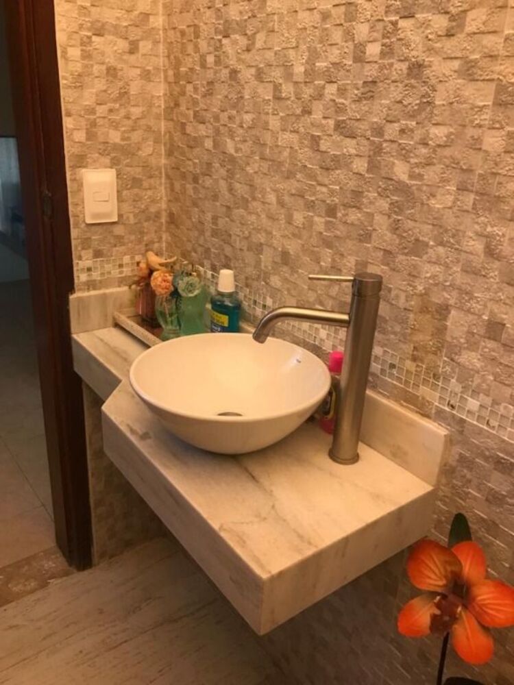 Casa de Condomínio à venda com 5 quartos, 391m² - Foto 1