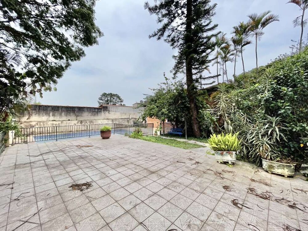 Casa de Condomínio à venda com 4 quartos, 353m² - Foto 6