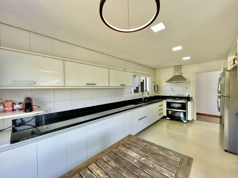 Casa de Condomínio à venda com 4 quartos, 556m² - Foto 10