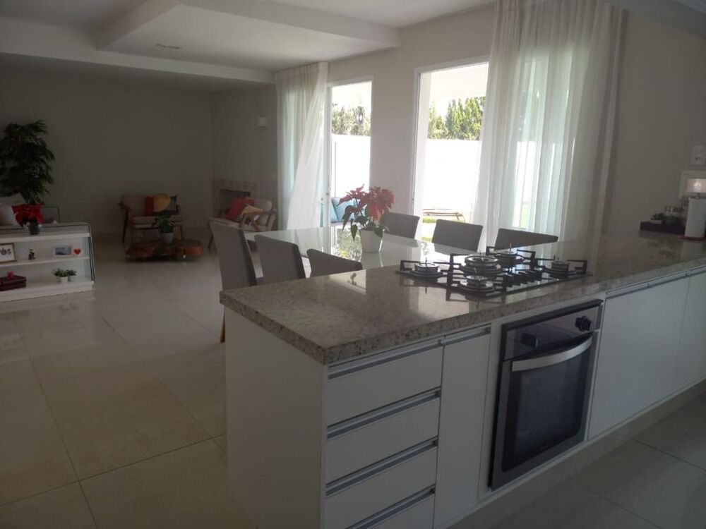 Casa de Condomínio à venda com 4 quartos, 255m² - Foto 7