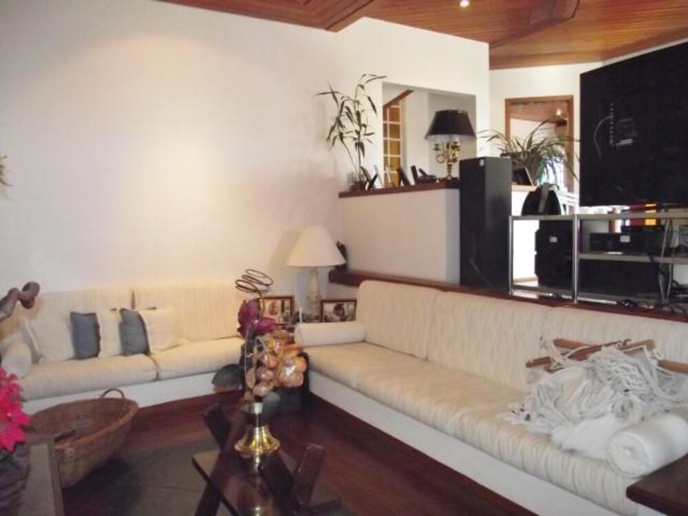 Casa de Condomínio à venda com 3 quartos, 310m² - Foto 3