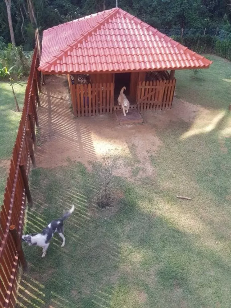 Casa de Condomínio à venda com 3 quartos, 400m² - Foto 4