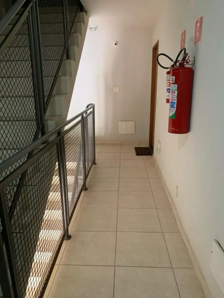 Apartamento à venda com 2 quartos, 46m² - Foto 4