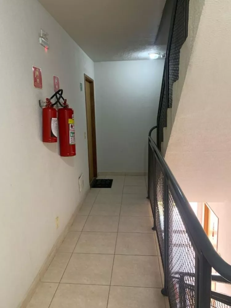 Apartamento à venda com 2 quartos, 46m² - Foto 3