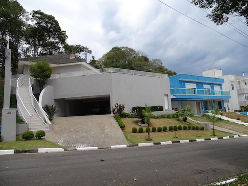 Casa de Condomínio à venda com 4 quartos, 350m² - Foto 1