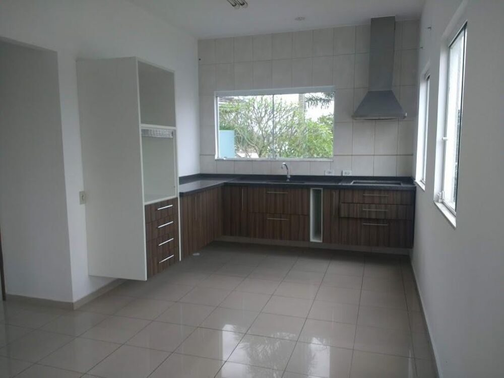 Casa de Condomínio à venda com 3 quartos, 320m² - Foto 12