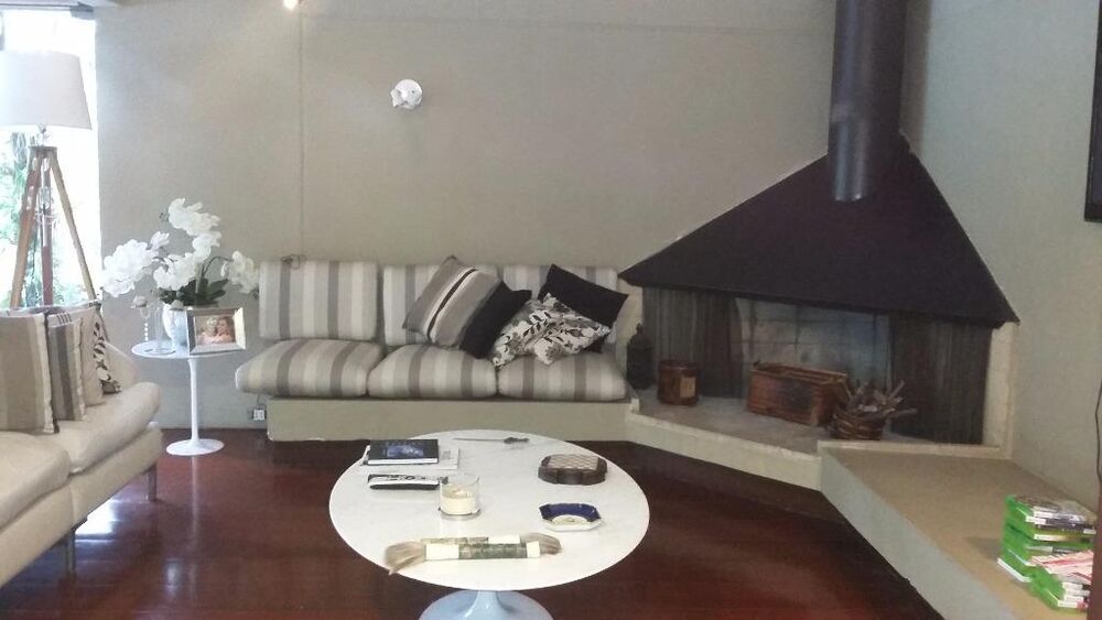 Casa de Condomínio à venda com 5 quartos, 700m² - Foto 1