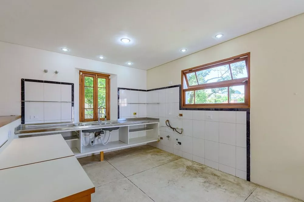 Casa de Condomínio à venda com 3 quartos, 336m² - Foto 13