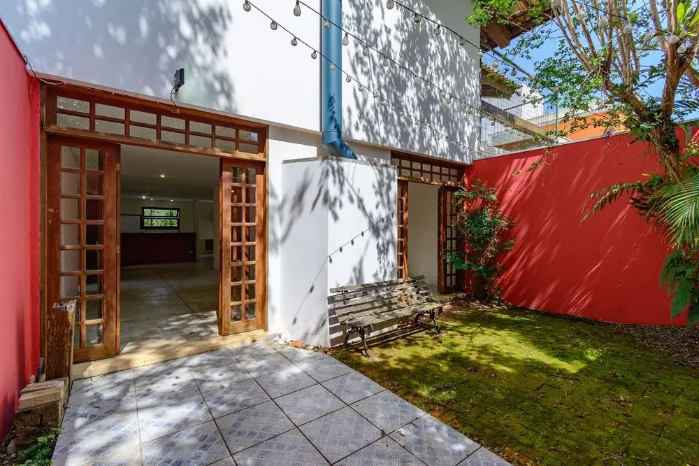 Casa de Condomínio à venda com 3 quartos, 336m² - Foto 10