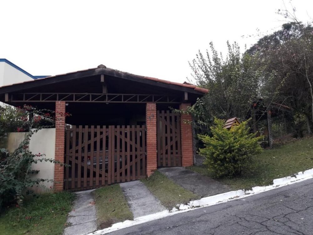 Casa de Condomínio à venda com 3 quartos, 310m² - Foto 2