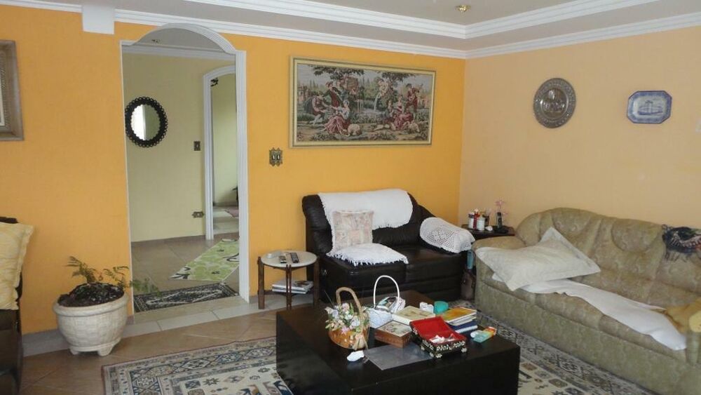 Chácara à venda com 3 quartos, 1200m² - Foto 2