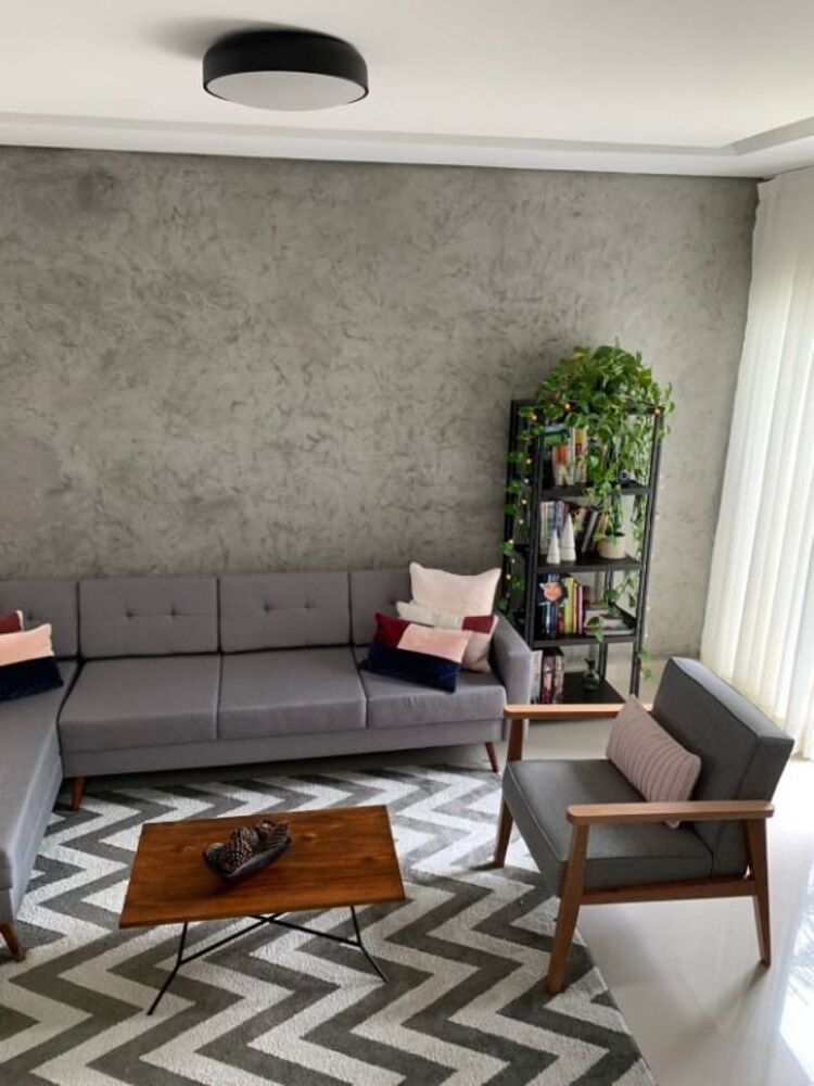 Casa de Condomínio à venda com 3 quartos, 218m² - Foto 2