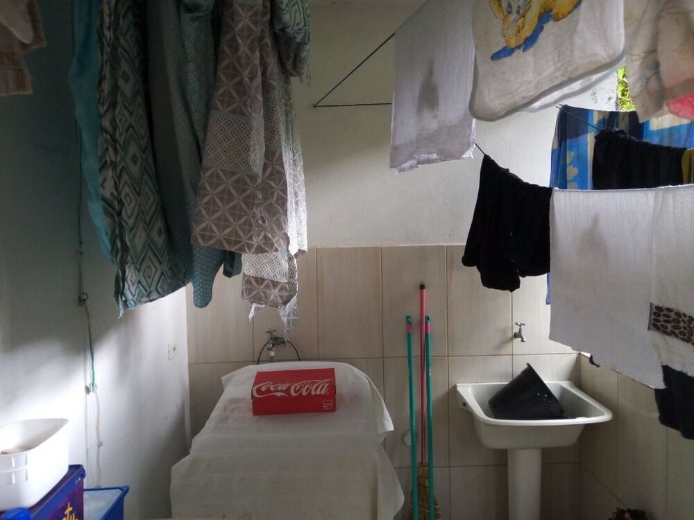 Casa à venda com 4 quartos, 285m² - Foto 1
