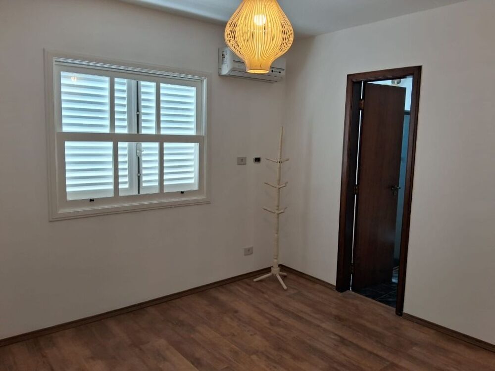 Casa de Condomínio à venda e aluguel com 4 quartos, 244m² - Foto 3