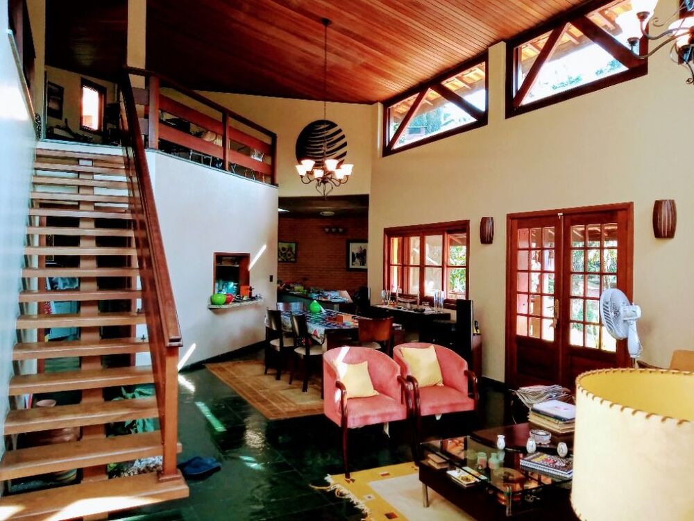 Casa de Condomínio à venda com 4 quartos, 630m² - Foto 4