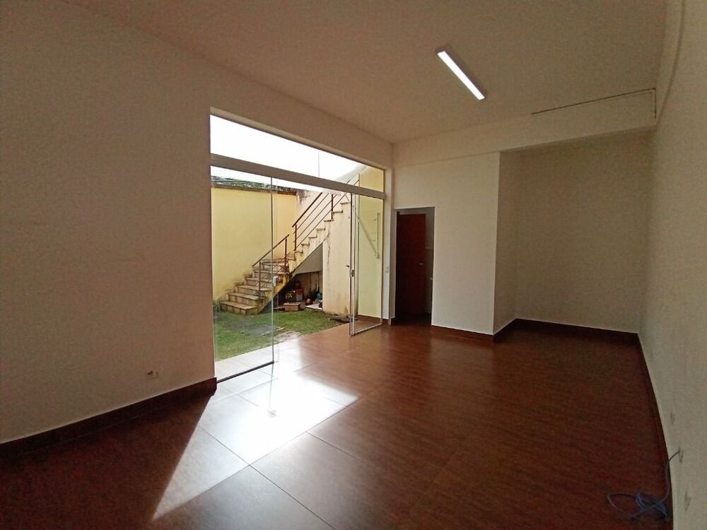 Casa de Condomínio à venda com 3 quartos, 160m² - Foto 3