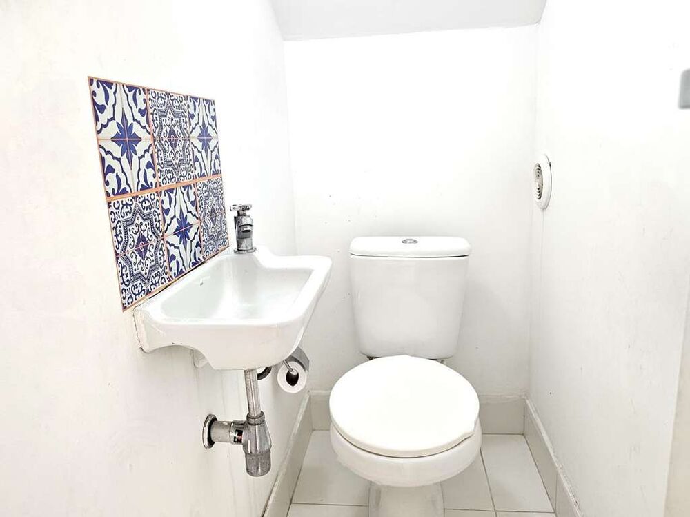Casa de Condomínio à venda com 3 quartos, 150m² - Foto 2