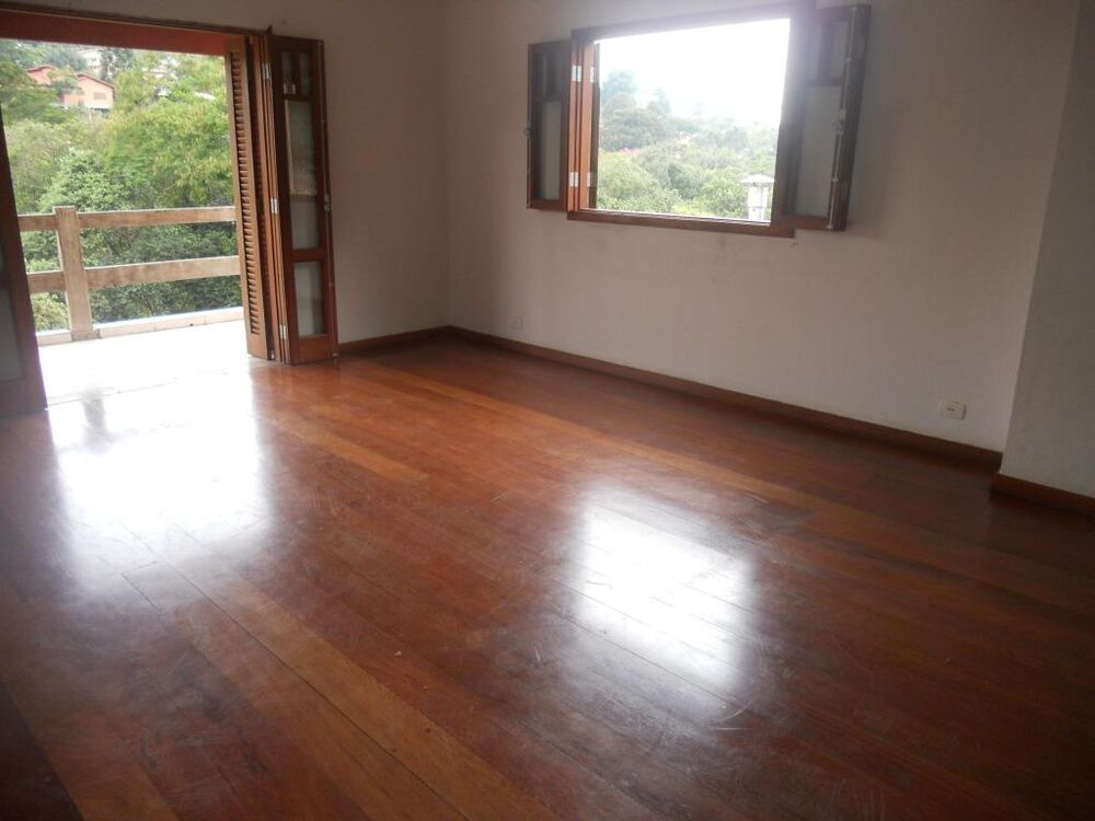 Casa de Condomínio à venda com 3 quartos, 350m² - Foto 4